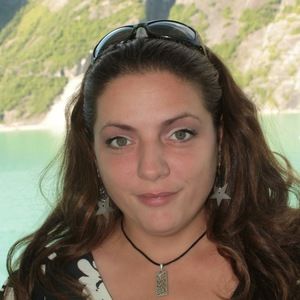 Meet your Posher, Liz